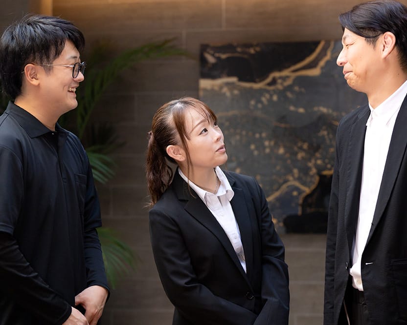 合間にほっと一息、スタッフ同士でコミュニケーション